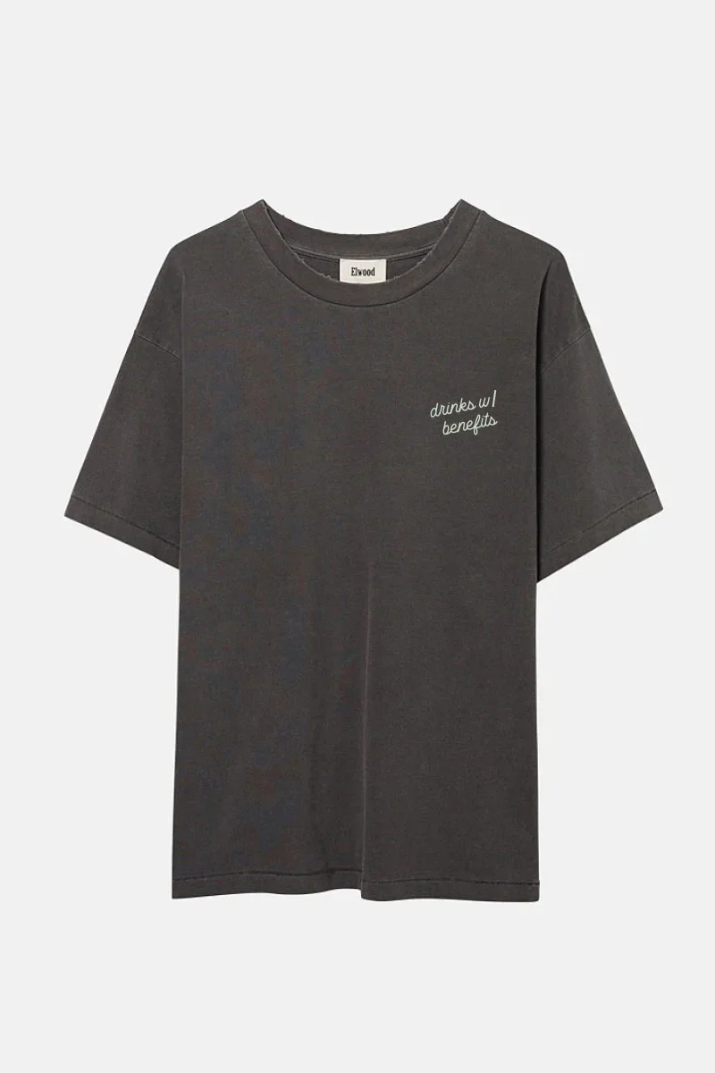 drinks w/benefits grey oversized tee
